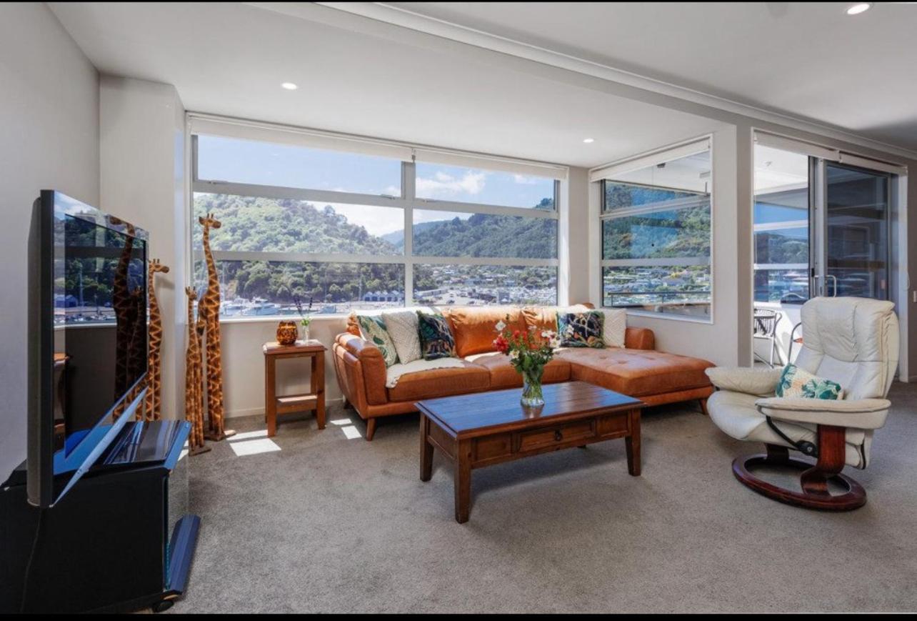 Astonishing Views Superb Waterfront Apartment Пиктон Экстерьер фото